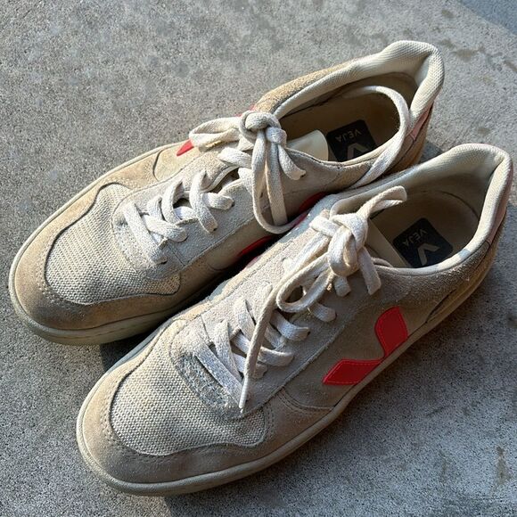 Vega Suede V-10 Sneakers in Fluorescent pink Size 9 - Picture 11 of 12